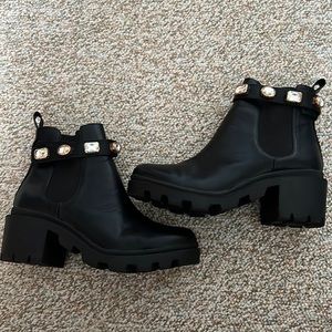 Steve Madden Amulet Booties